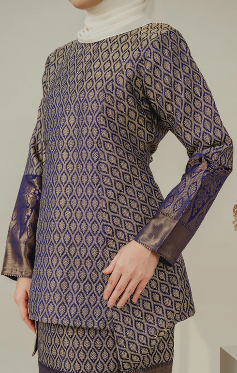 Side view C Luxe Kurung Kedah Navy Blue highlighting long straight sleeve and silhouette