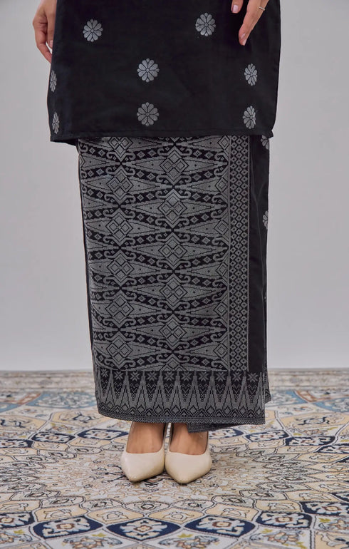 ARDINA KURUNG MODEN | BLACK SILVER
