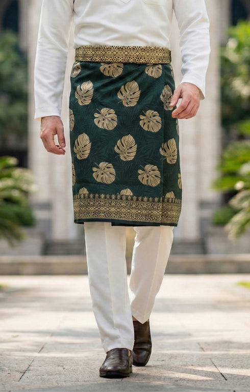 Man wearing Sampin Instant Kasturi Tenun Emerald Green Gold with Baju Melayu traditional outfit front view highlighting velcro waist and weave texture