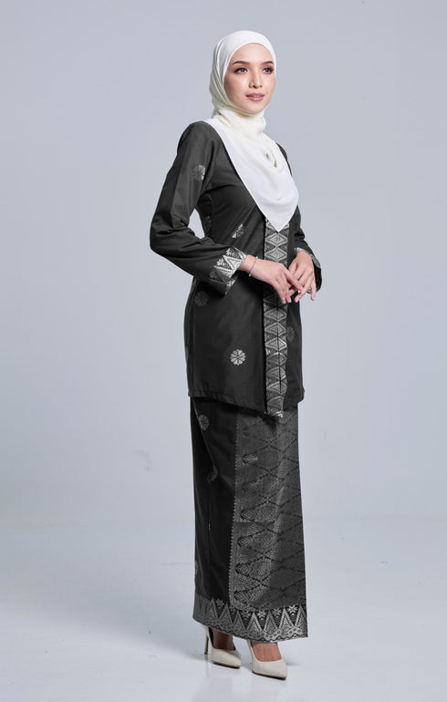 Side view 2 Seroja Kebaya Black Silver highlighting long straight sleeve and silhouette