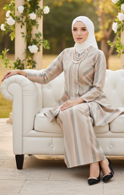 Front view Liyana 2.0 Kebarung Linen Dusty Peach Stripe showing kebarung design and fit
