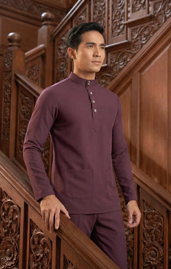 Naufal Baju Melayu Cekak Musang Dusty Magenta front view with cekak musang collar and button detail